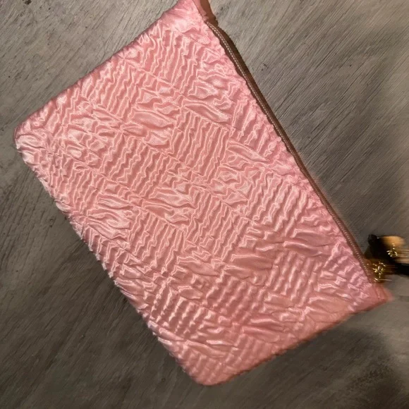 Lot of makeup bags - Picture 9 of 13